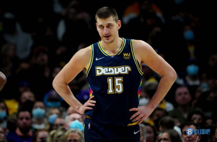 她们在比赛 她们在比赛